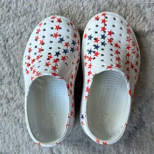 Native slip on shoes white with red blue stars patriotic toddler size 9